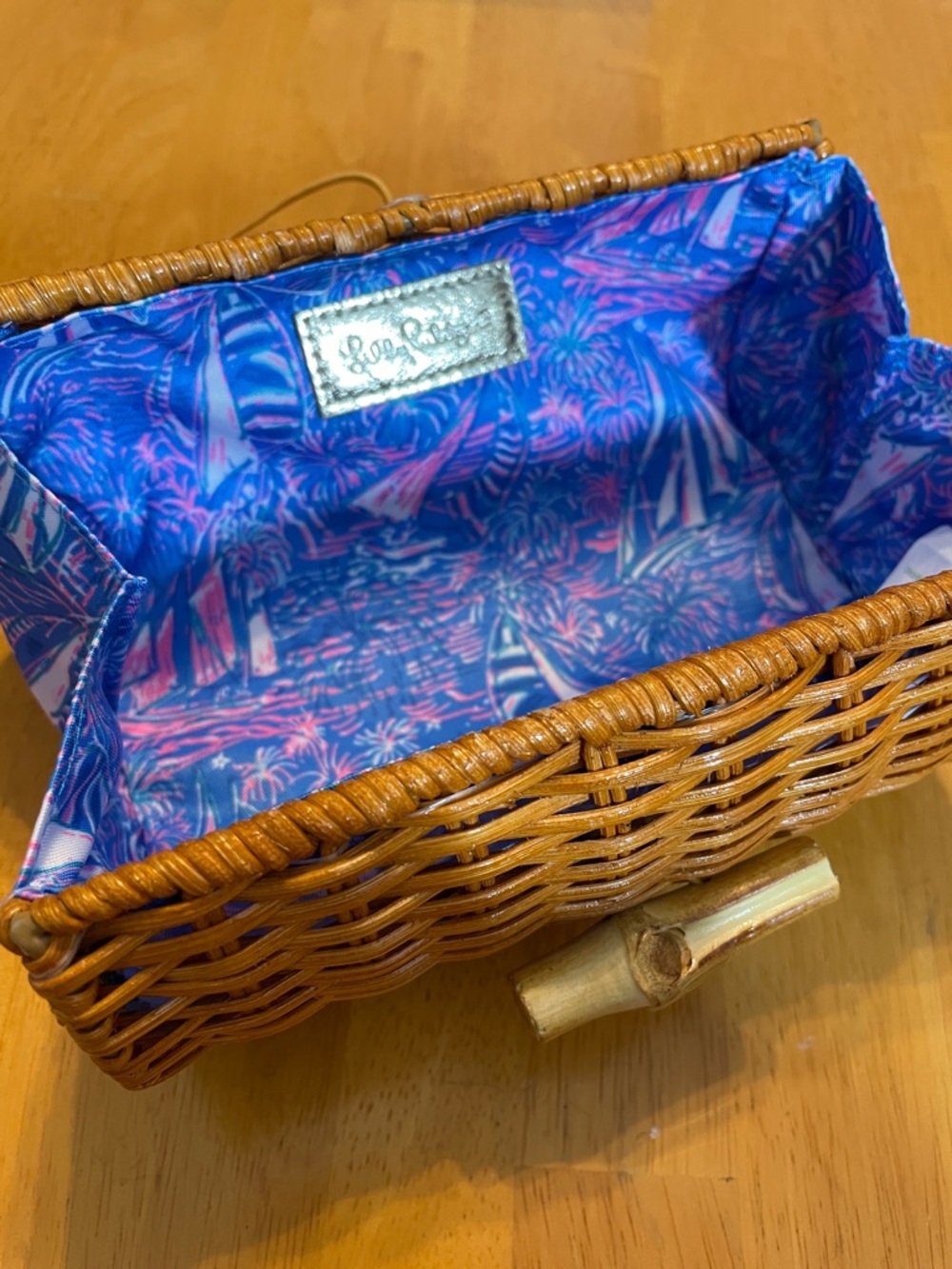 Lilly Pulitzer GWP Wicker Case Boca Blue It’s a Sailabration - Picture 3 of 4